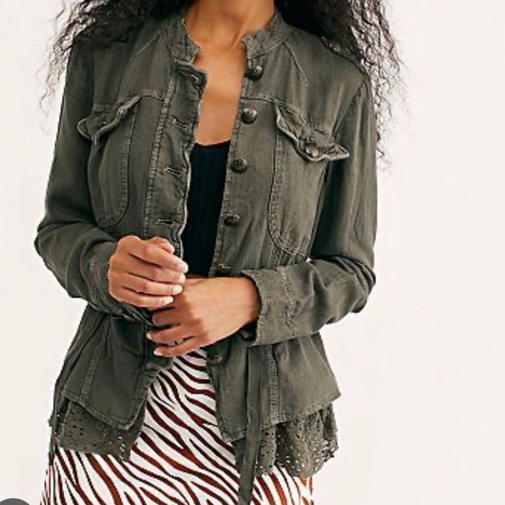 Free People olive color Emilia linen jacket, brand new with tags.